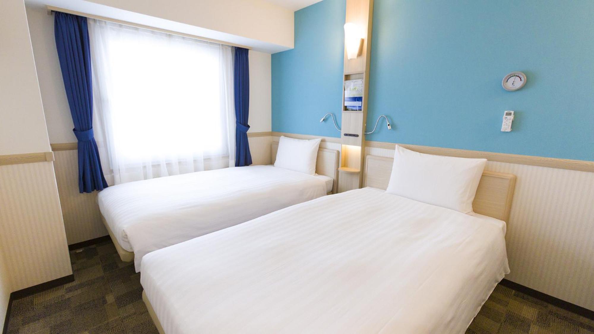 Toyoko Inn Ebina Eki Higashi Guchi Room photo